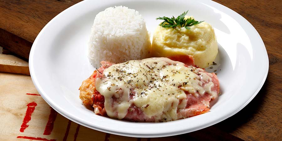 ﻿Dia das Mães: Bife à Parmegiana de Forno para impressionar no almoço de domingo